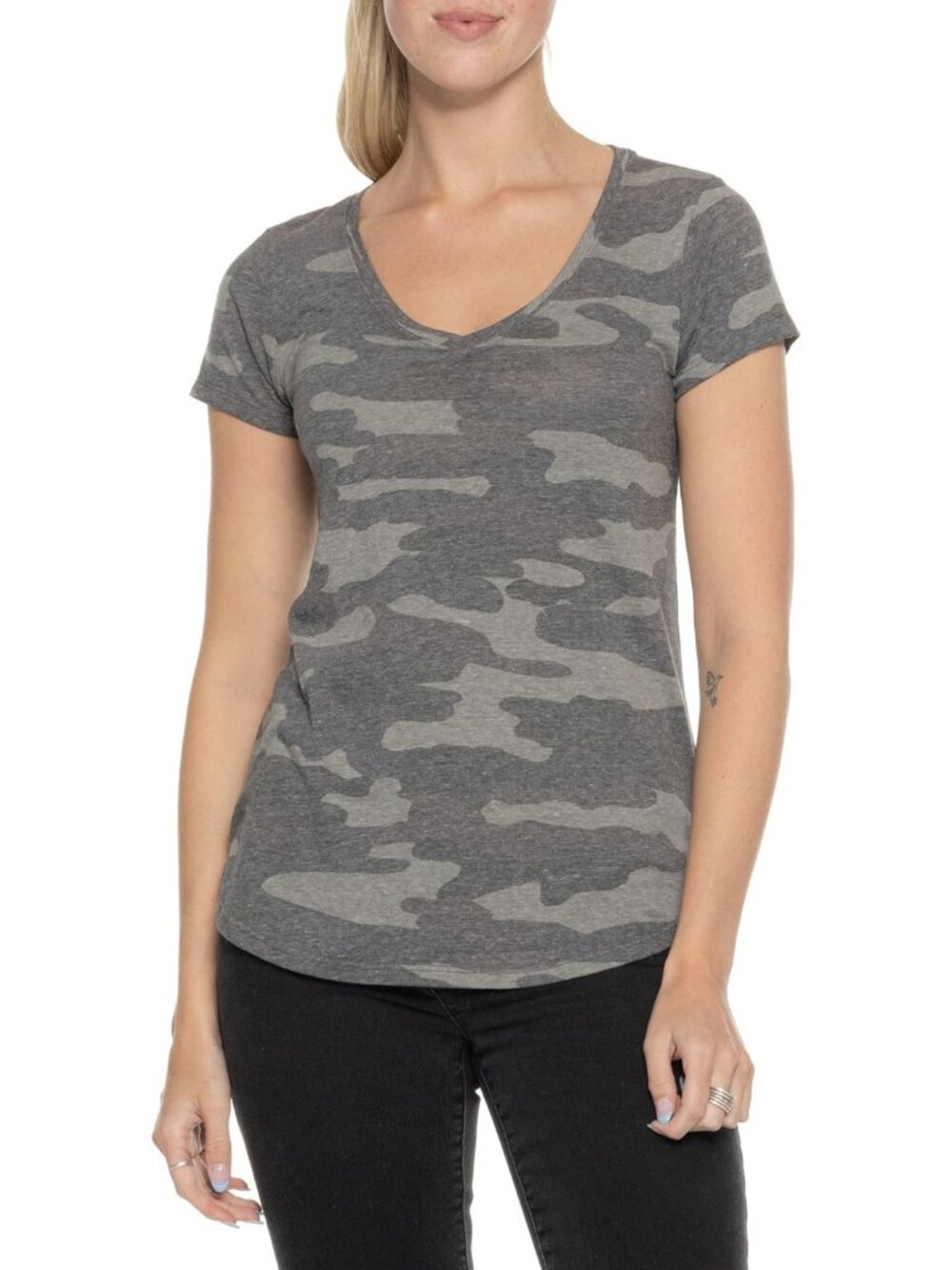 Lucky Brand Women’s Gray Camo V-neck Short Sleeve T-shirt - M - NWT